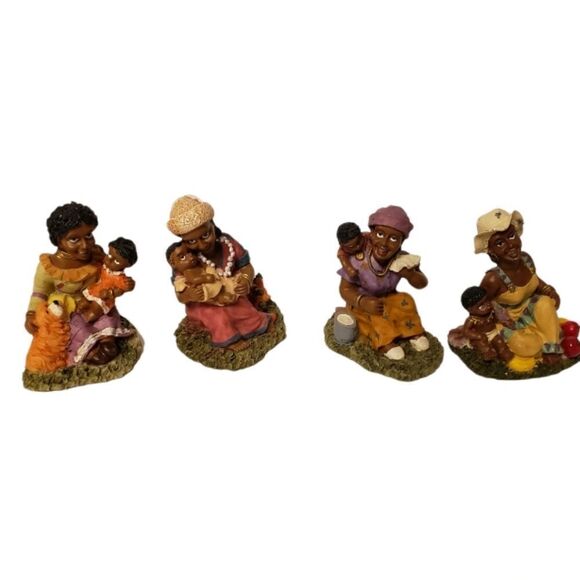African American Moms w/Thier Children Figurines - Picture 1 of 10